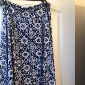 Lularoe Azure in blue and white. EUC
